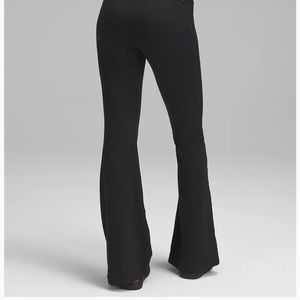 Lululemon groove high waisted flare size 6